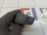 Кнопка открывания бардачка Audi Q7 (4L) 4L1927227VUV