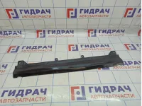 Воздуховод радиатора нижний Audi Q7 (4L) 4L0121292