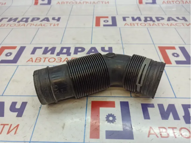 Патрубок воздушного фильтра Audi Q7 (4L) 7L8129684