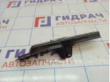 Кронштейн воздушного фильтра левый Audi Q7 (4L) 4L0805697