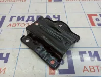 Кронштейн крепления карданного вала Audi Q7 (4L) 7L8803799A Кронштейн крепления карданного вала Audi Q7 (4L) 7L8803799A