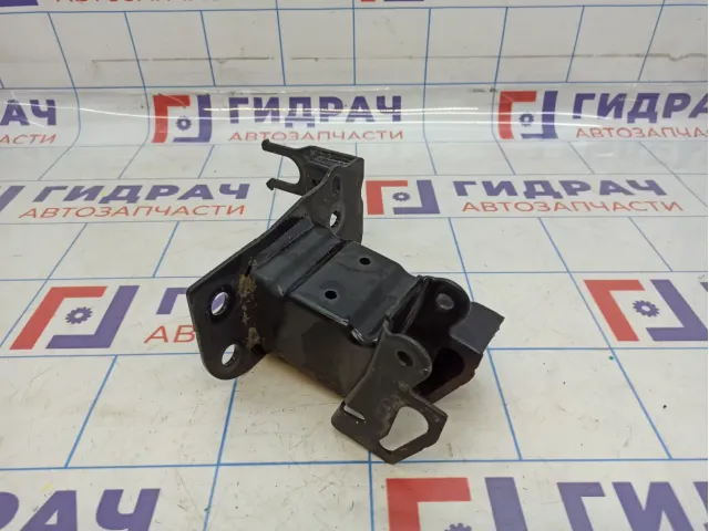 Кронштейн усилителя переднего бампера левый Audi Q7 (4L) 4L0807133A