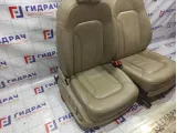 Комплект сидений Audi Q7 (4L)