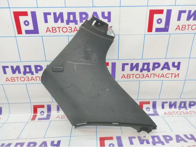 Обшивка стойки задней правой верхняя Audi Q7 (4L) 4L0867246K23