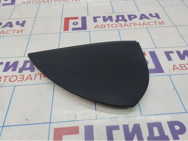 Накладка торпедо левая Audi Q7 (4L) 4L0857085A4PK