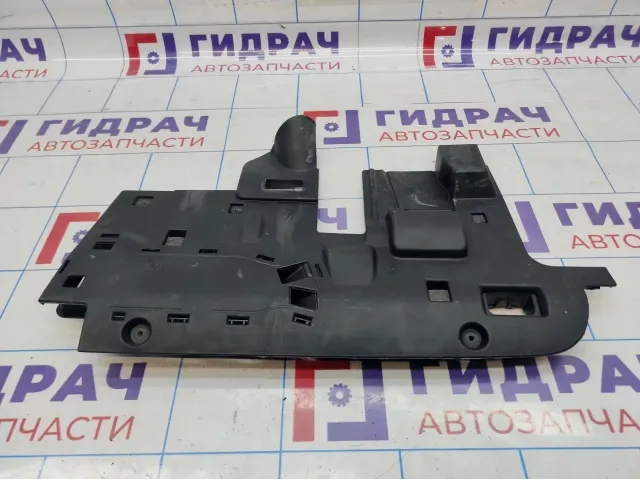 Накладка под торпедо левая Audi Q7 (4L) 4L1815173