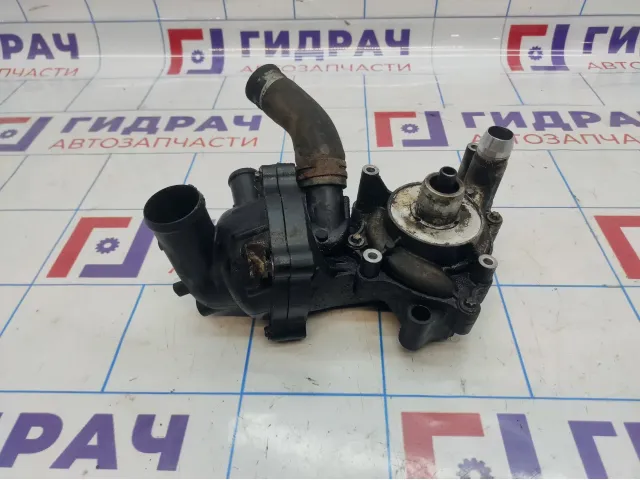 Насос водяной Audi Q7 (4L) 079121013N