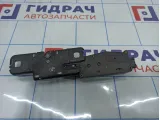 Ответная часть замка багажника Audi Q7 (4L) 4F9827383B