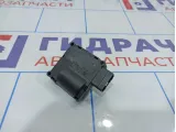 Моторчик заслонки отопителя Audi Q7 (4L) 0132801319