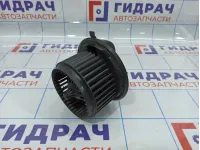 Моторчик отопителя Audi Q7 (4L) 7H0819021