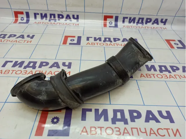 Патрубок воздушного фильтра правый Audi Q7 (4L) 7L6129752B