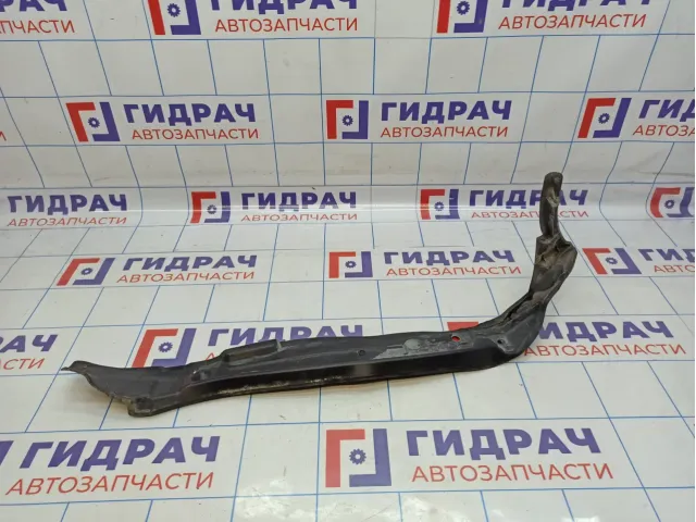 Пыльник крыла переднего левого Audi Q7 (4L) 4L0821111