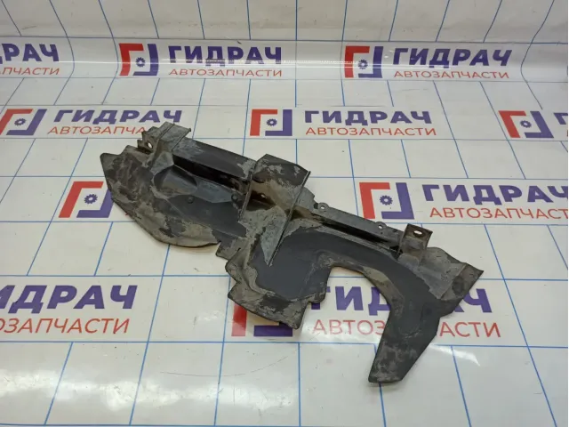 Воздуховод радиатора правый Audi Q7 (4L) 4L0121284