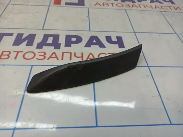 Накладка заднего бампера левая Audi Q7 (4L) 4L0853827A