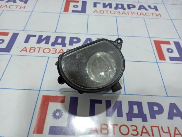 Фара противотуманная левая Audi Q7 (4L) 8P0941699A