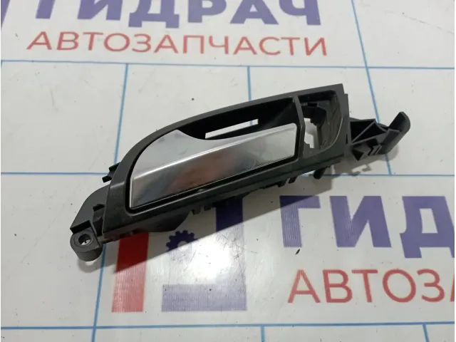 Ручка двери внутренняя левая Audi Q7 (4L) 4L0837019A
