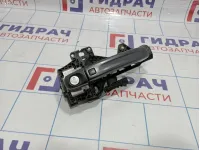 Ручка двери наружная передняя левая Audi Q7 (4L)