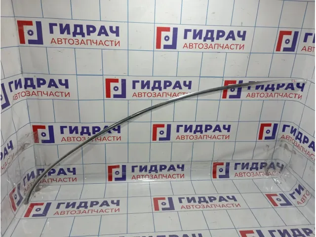Накладка стекла переднего левого Audi Q7 (4L) 4L0853907F