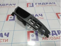 Накладка блока управления стеклоподъемниками Audi Q7 (4L) 4L18671714PK