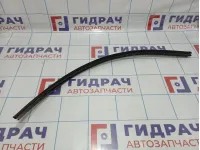 Уплотнитель стекла двери передней левой Audi Q7 (4L) 4L0837479