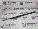 Накладка стекла переднего левого Audi Q7 (4L) 4L0853283C