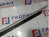 Накладка стекла переднего левого Audi Q7 (4L) 4L0853283C