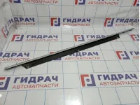 Накладка стекла переднего правого Audi Q7 (4L) 4L0853284C