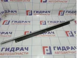 Накладка стекла заднего правого Audi Q7 (4L) 4L0853764A