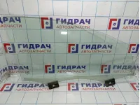 Стекло двери передней правой Audi Q7 (4L) 4L0845022