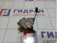 Насос (ТНВД) бензиновый правый Audi Q7 (4L) 079127026C