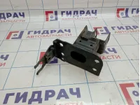 Кронштейн усилителя переднего бампера правый Audi Q7 (4L) 4L0807134A