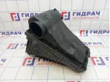 Корпус воздушного фильтра левый Audi Q7 (4L) 7L6128607AA
