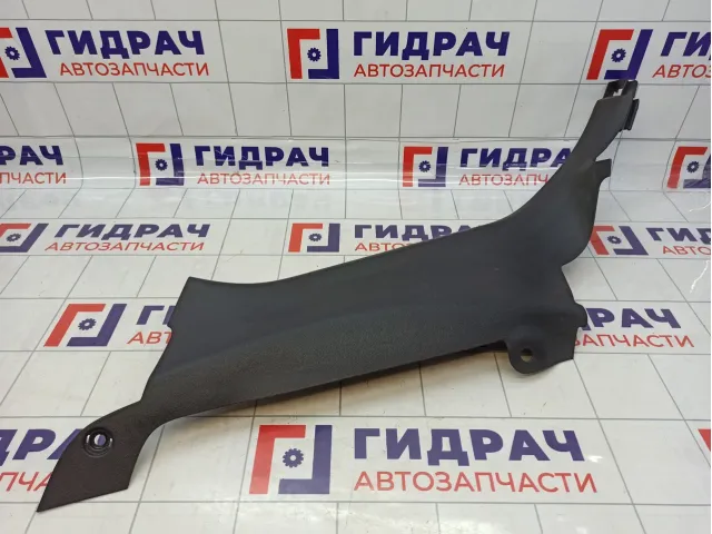 Обшивка стойки задней левой нижняя Audi A3 (8P) 8P48677674PK