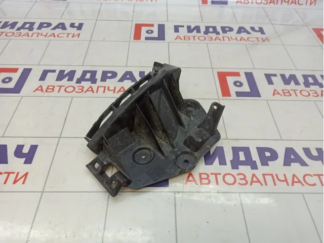 Направляющая заднего бампера левая Audi A3 (8P) 8P4807393A