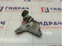 Кронштейн кондиционера Audi A3 (8P) 03F260885 Кронштейн кондиционера Audi A3 (8P) 03F260885