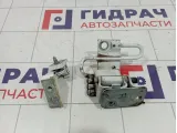 Петли двери передней левой Audi A3 (8P)