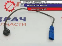 Датчик детонации Audi A4 06C905377.