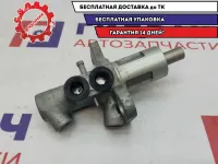 Цилиндр тормозной главный Audi A4 8E0611021.