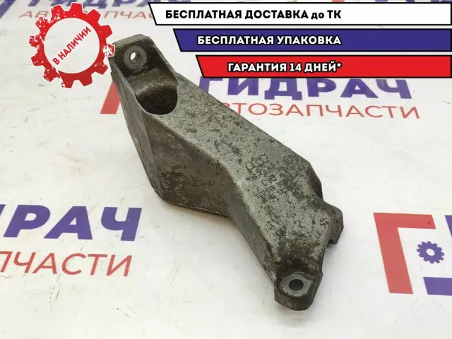 Кронштейн двигателя левый Audi A4 8E0199307A.