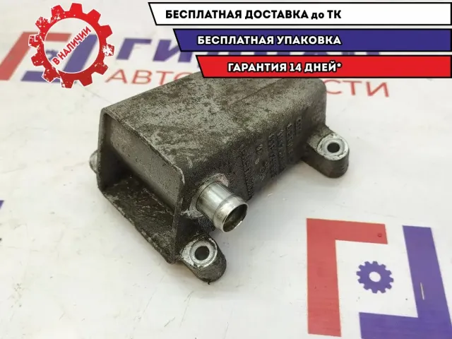 Резонатор воздушного фильтра Audi A4 06B129953.