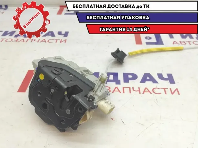 Замок двери задней левой Audi A4 8E0839015AA.