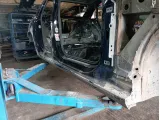 Порог со стойкой правый Audi A4