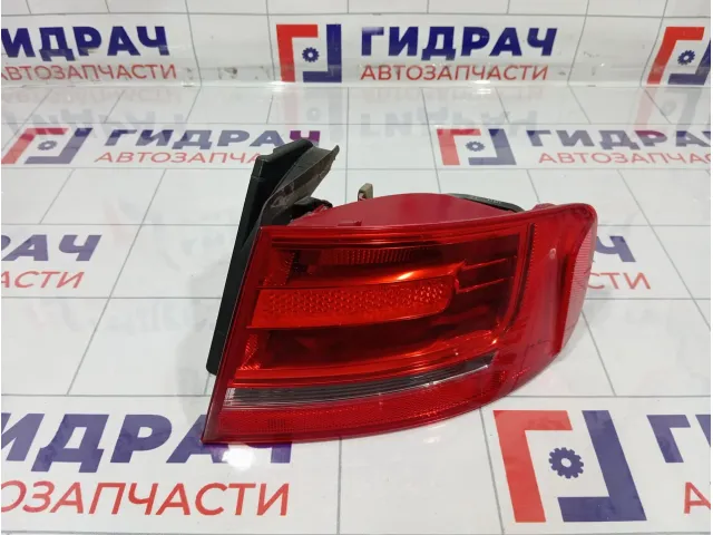 Фонарь задний наружный Audi A4 8K5945096D