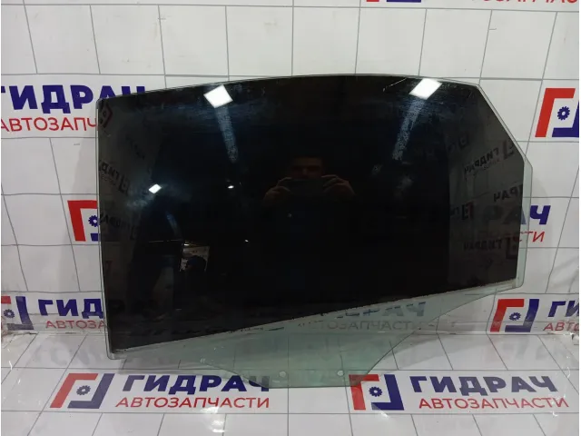 Стекло двери заднее левое Audi A4 8K5845205E