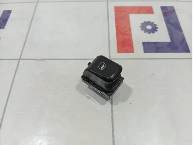 Кнопка стеклоподъемника Audi A4 8K0959855AV10