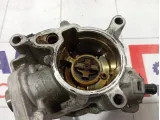 Насос вакуумный Audi A4 06J145100F