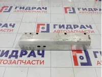Кронштейн усилителя бампера задний правый Audi A4 8K0807332A