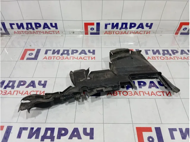 Воздуховод радиатора левый Audi A4 8K0121283K