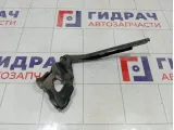 Петля капота Audi A4 8K0823302D