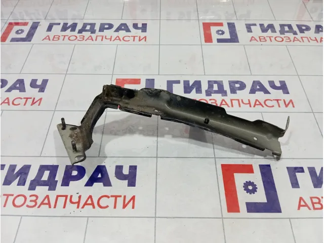 Кронштейн крепления крыла левый Audi A4 8K0821135C